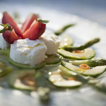 Art Ristorante Posta Al 3* رونكو سوبرا أسكونا